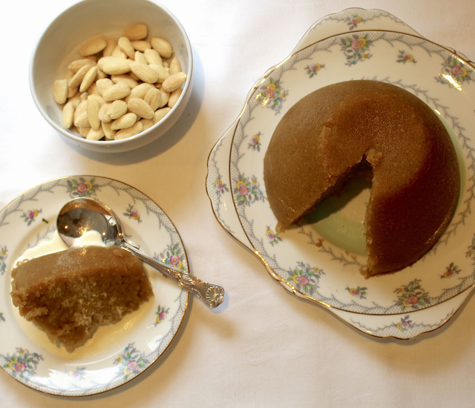 Almond pudding recipe - Pies, Puddings and Pottages