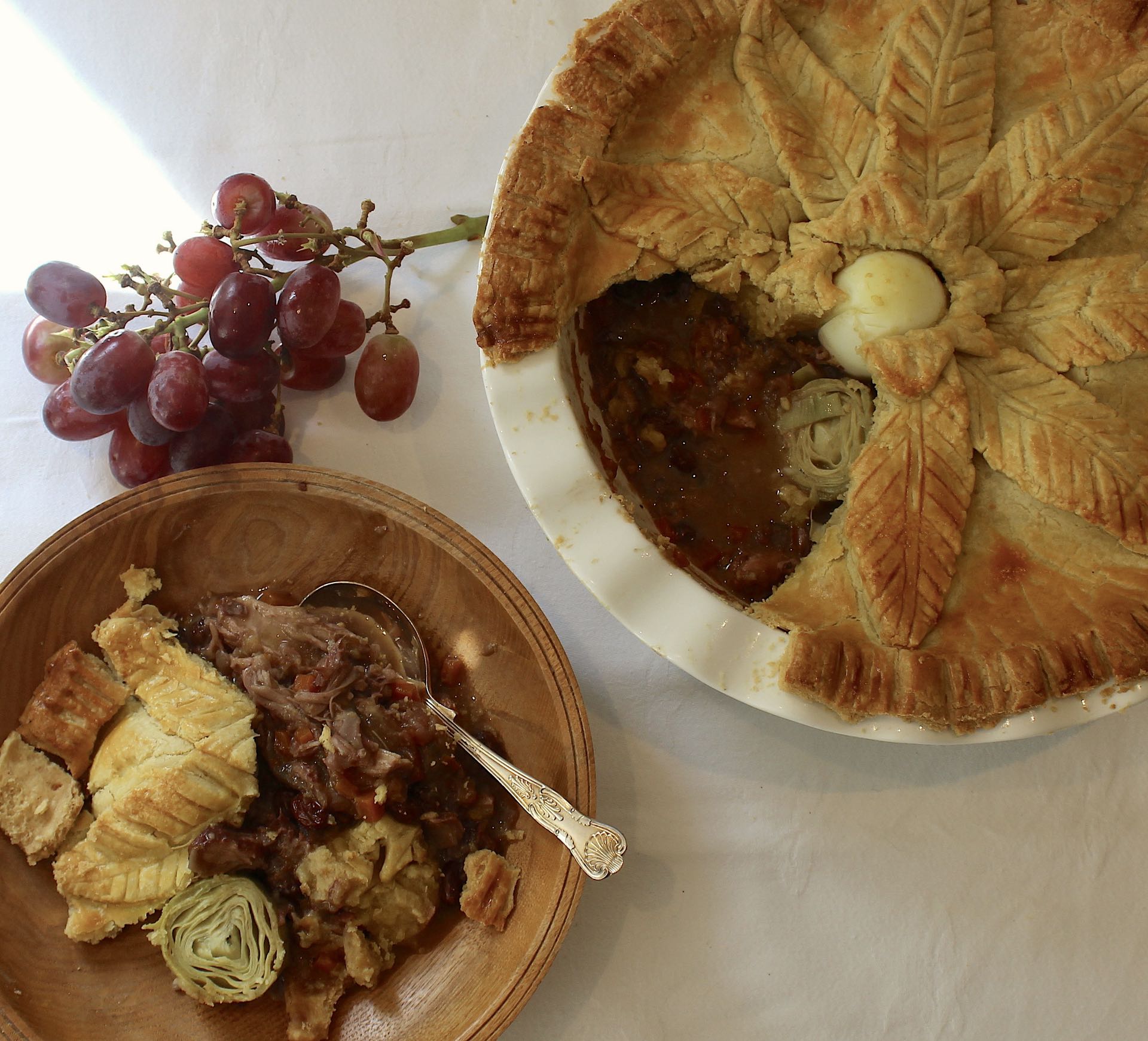 Elizabethan rabbit pie recipe - Pies, Puddings and Pottages