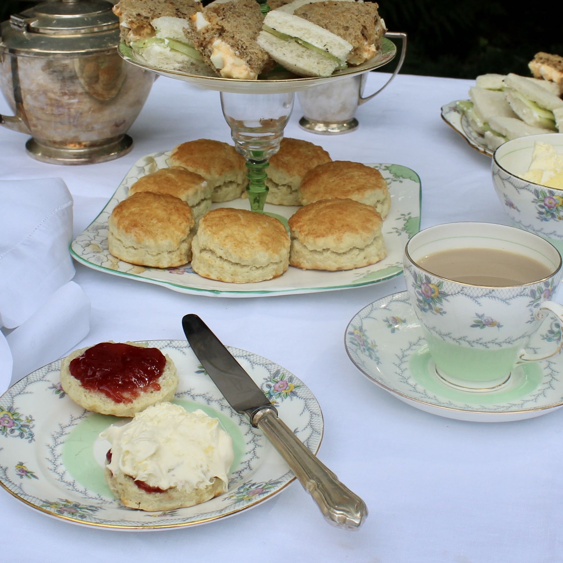 Scone Table Scones - Pies, Puddings and Pottages