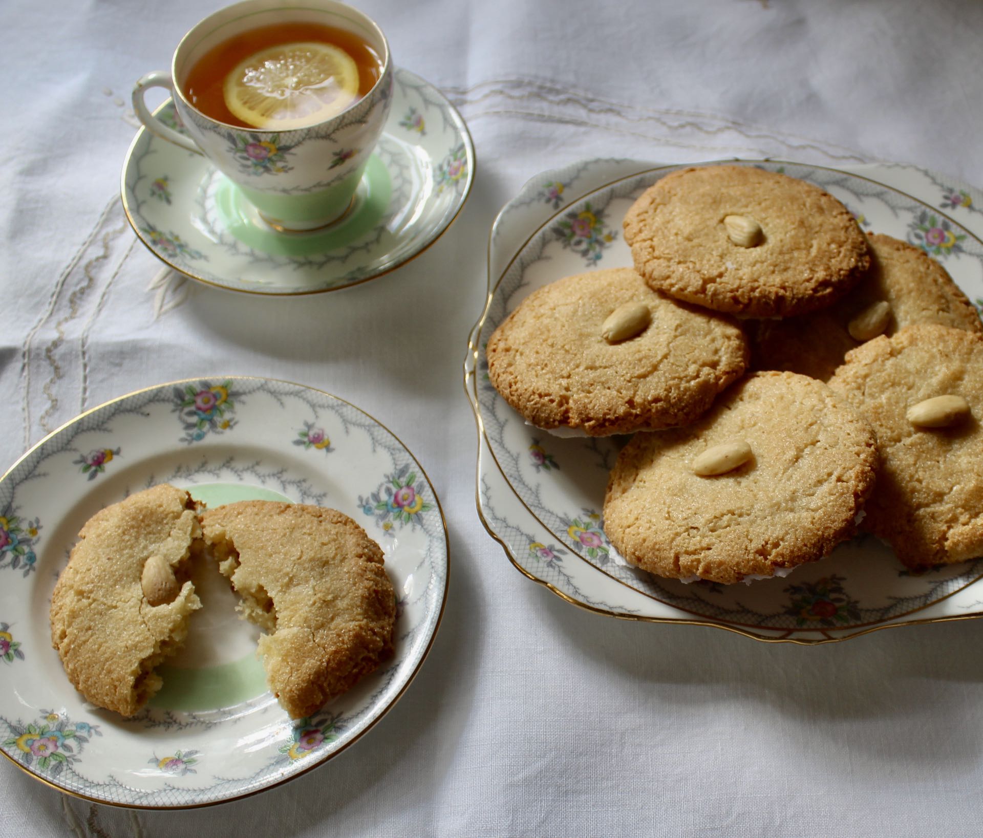 Macaroons recipe - Pies, Puddings and Pottages